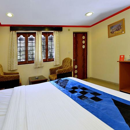 Oyo 12403 Rudra Villa Маунт Абу Екстериор снимка